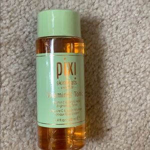 pixi skin treats vitamin-C tonic brightening toner